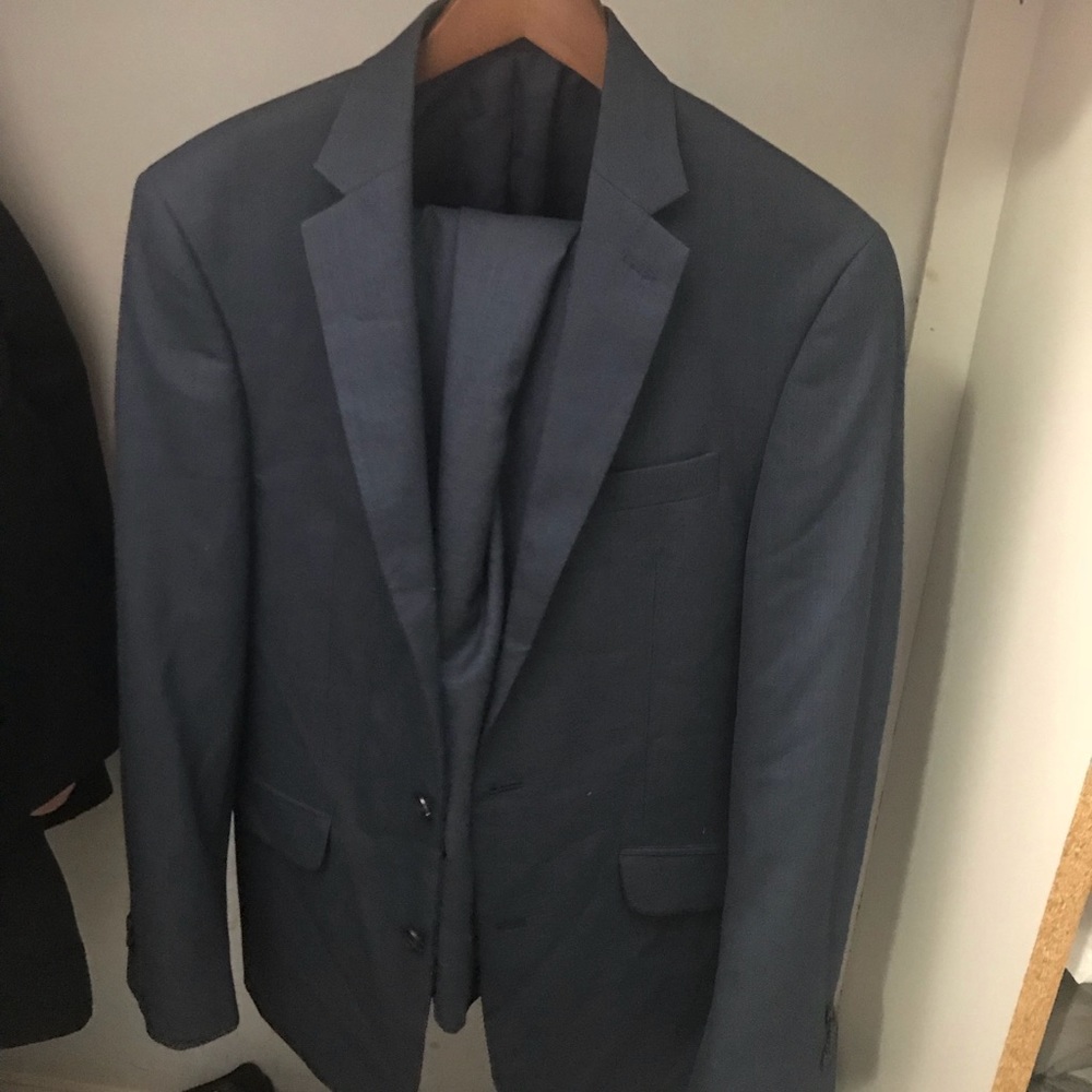 Kenneth Cole Reaction Suit Jacket and Pant